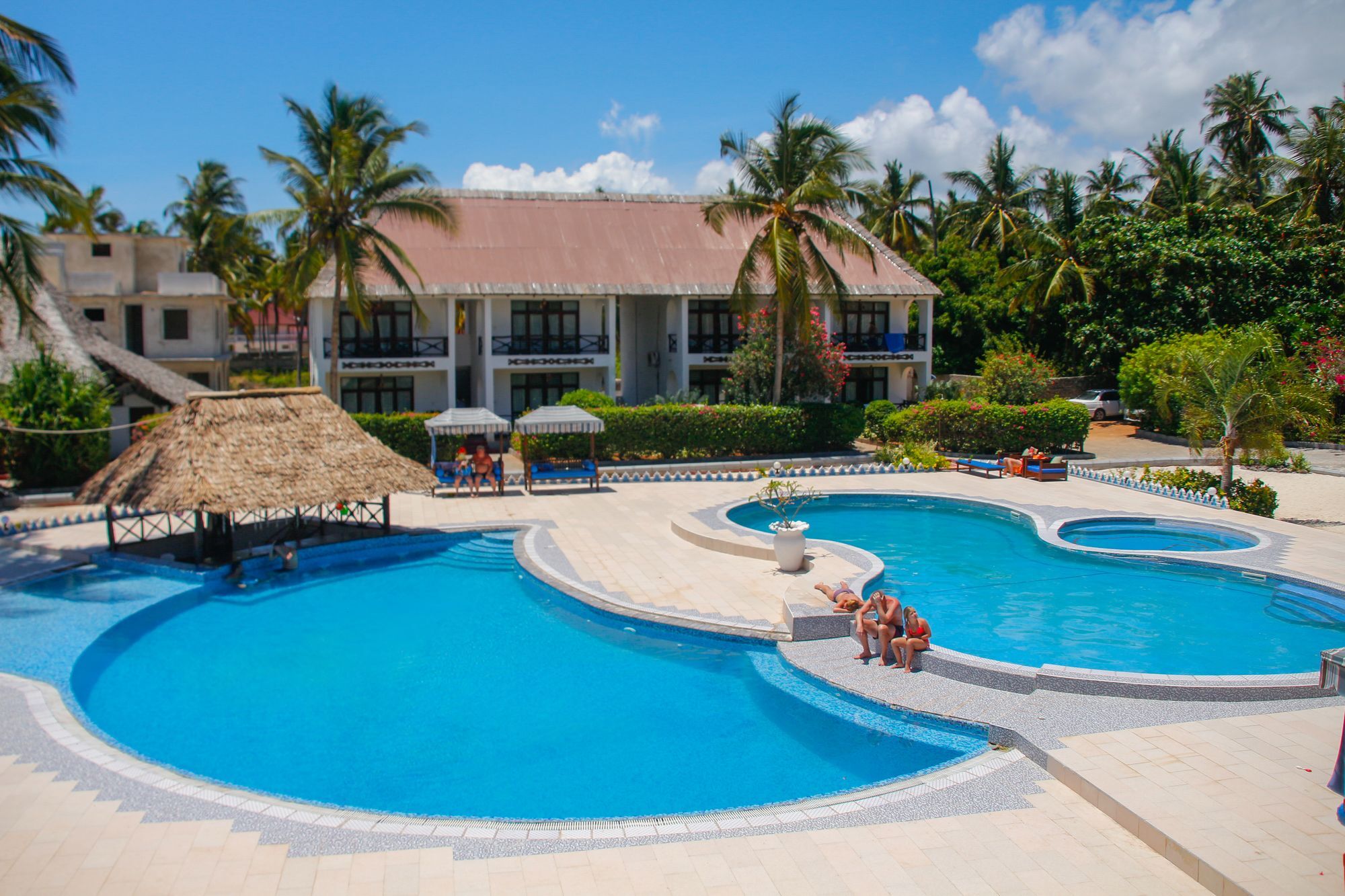 African Sun Sand Sea Beach Resort & Spa Bwejuu Εξωτερικό φωτογραφία